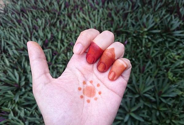 Henna-Muster auf der Hand