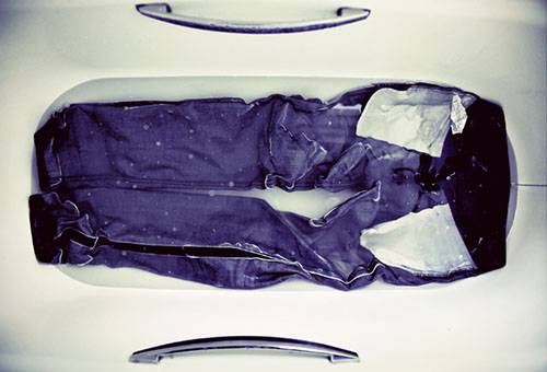 Jeans in der Wanne