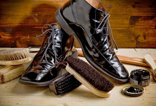 Reinigungsmittel für Lackschuhe