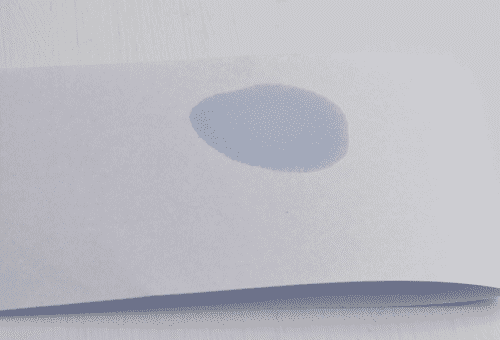 Fettfleck auf Papier
