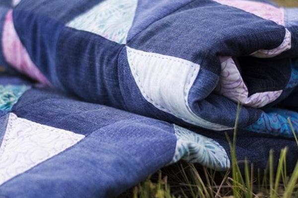 Patchwork-Decke aus alten Jeans