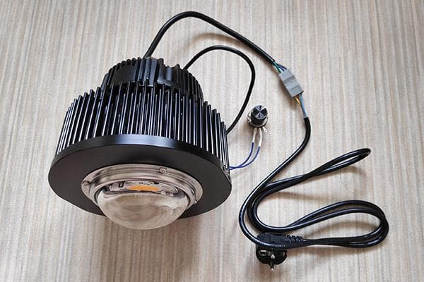 LED-Pflanzenlampe aus US-amerikanischer Produktion
