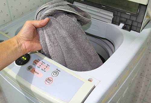 Waschmaschine mit Toplader