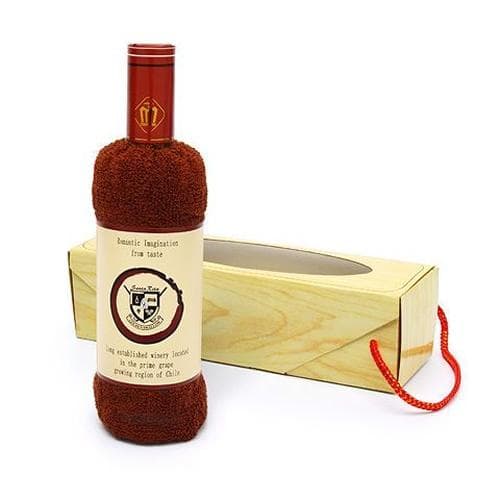 Flasche aus einem Handtuch