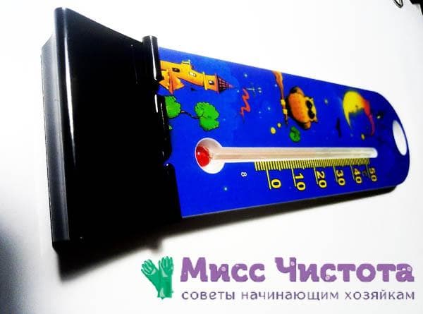 Tischständer für ein Thermometer