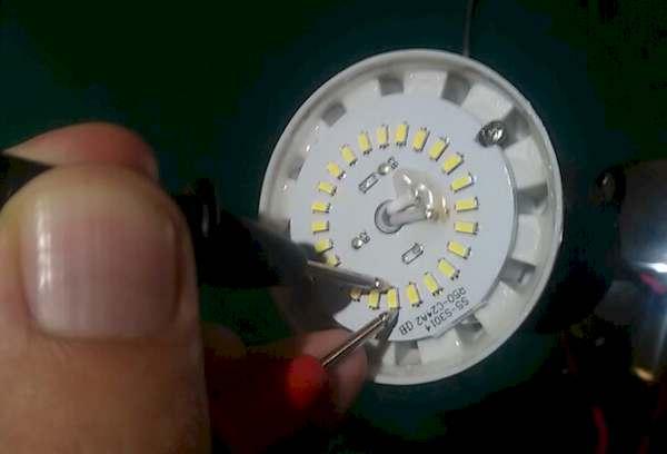 Reparatur einer LED-Lampe 4