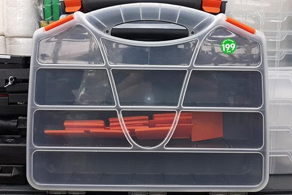 Plastikkoffer von Fix Price