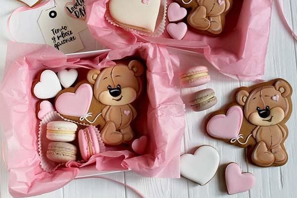 Lebkuchen und Macarons zum 14. Februar