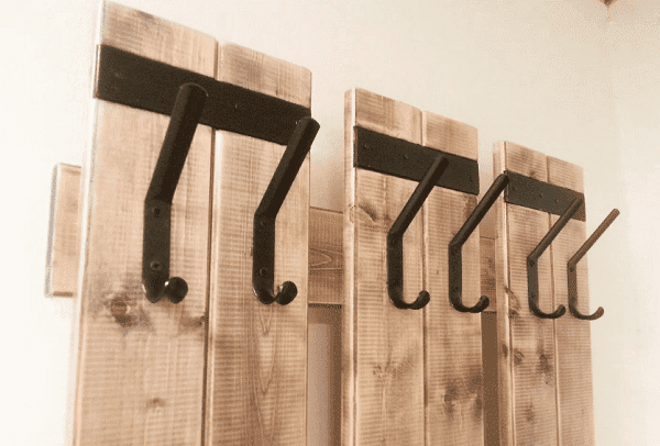 Selbst gebauter Kleiderhaken