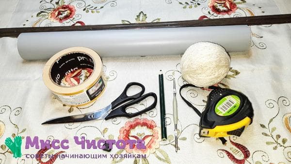 Werkzeuge für die Herstellung von Papierjalousien