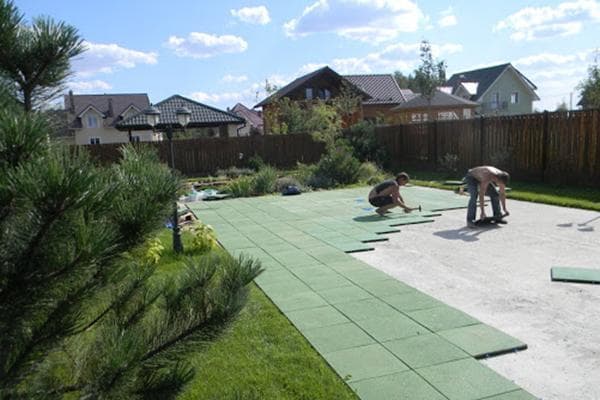Gartenplatte aus Kunststoff