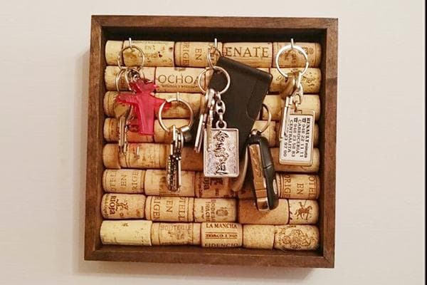 Schlüsselhalter aus Weinkorken