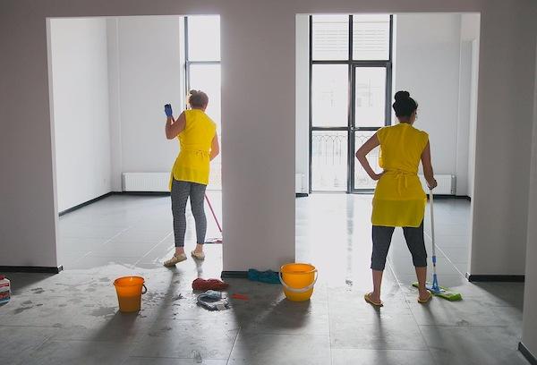 Reinigung der Wohnung nach der Renovierung