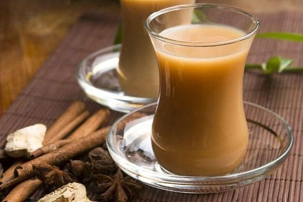 Kaffee mit Ingwer und Gewürzen