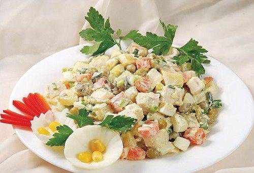 Salat mit Mayonnaise
