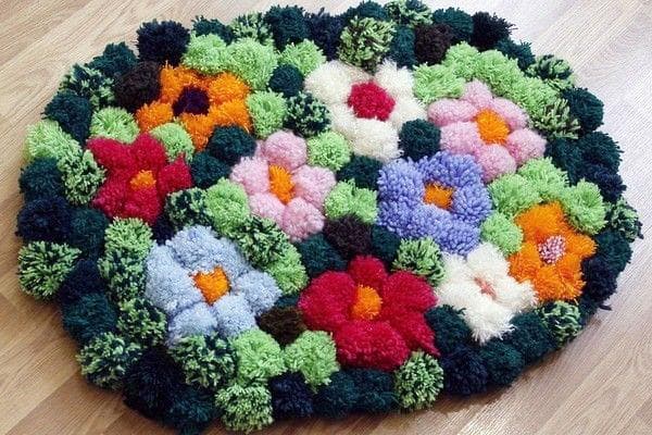 Pompon-Teppich „Poljanka“