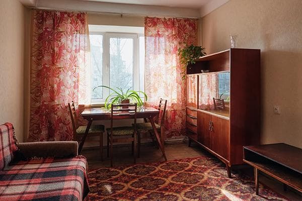 Zimmer mit alten Möbeln
