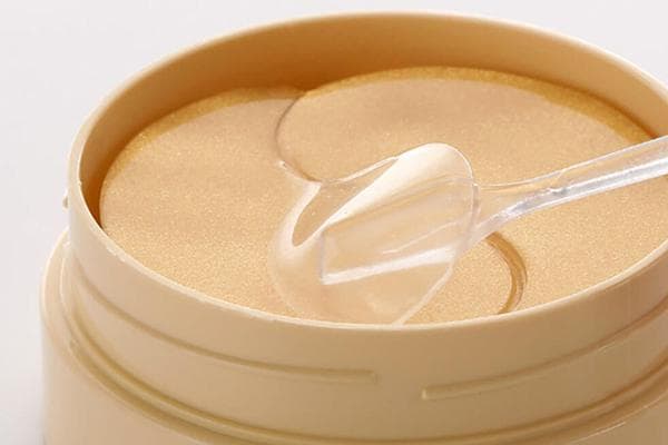 Glas mit Hydrogel-Patches