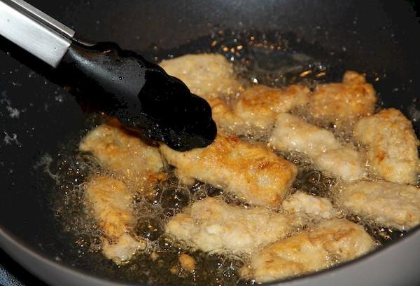 Fischbraten in der Pfanne