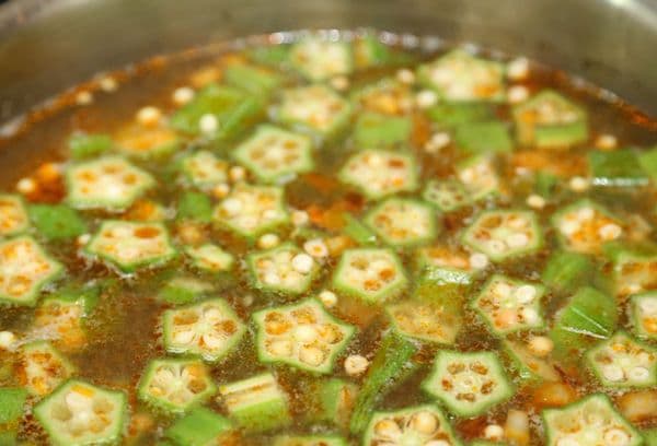 Suppe mit Okra