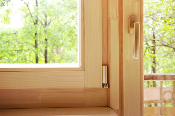 Holzfenster