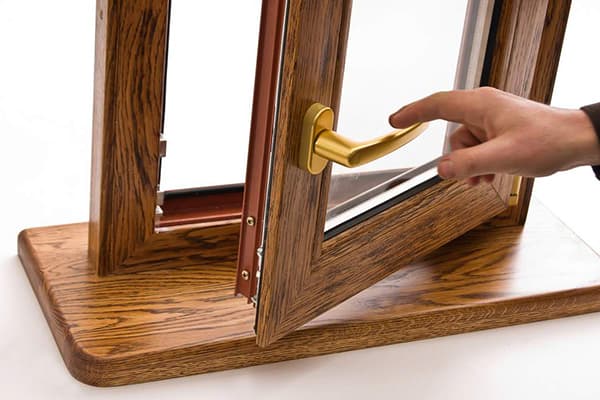 Holzfenster