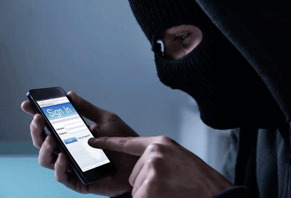 Betrüger Hacker