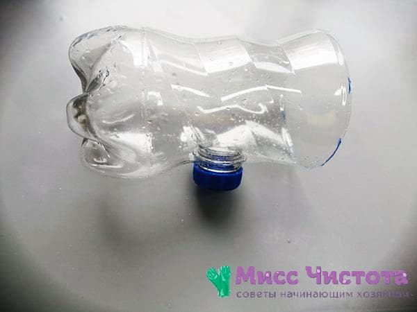 Nachbearbeitung der Plastikflasche