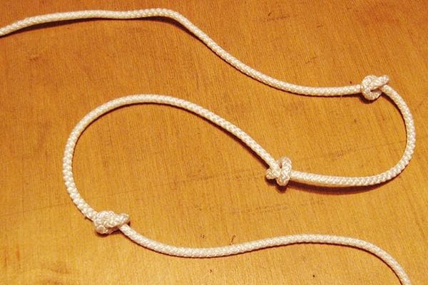 Seil mit Knoten