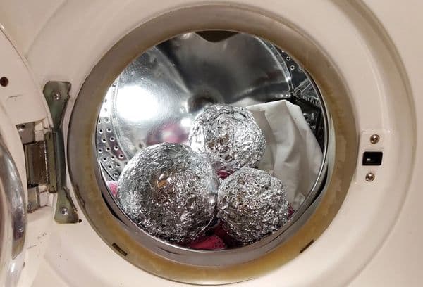 Alufolienbälle in der Waschmaschine