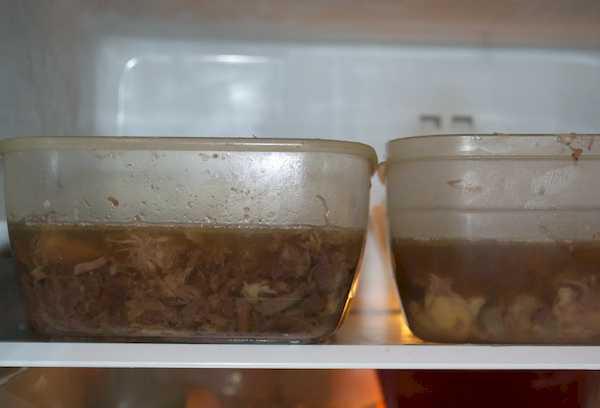 Sülze im Kühlschrank