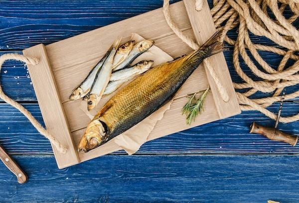 Räuchern von Fisch
