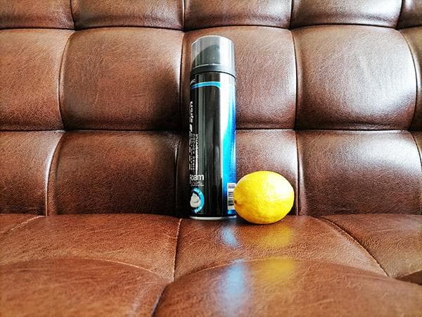 Reinigungsmittel für Ledersofas