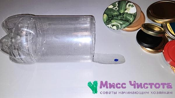 Aufbewahrungsvorrichtung aus einer Flasche