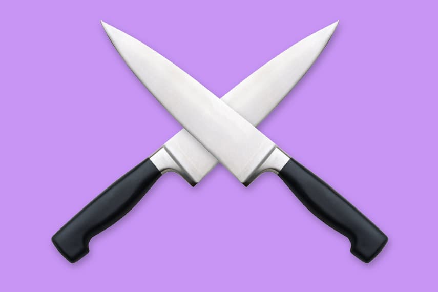 Gekreuzte Küchenmesser