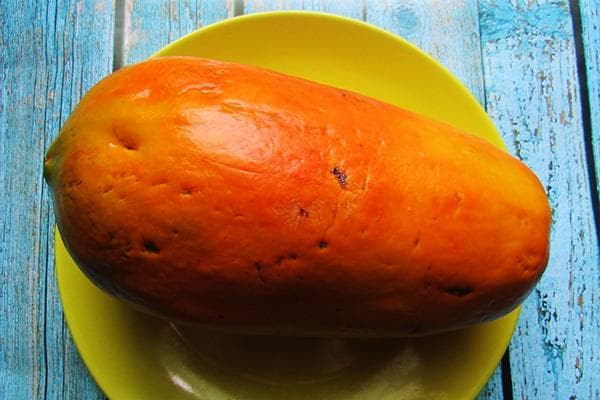 Ganze Papaya