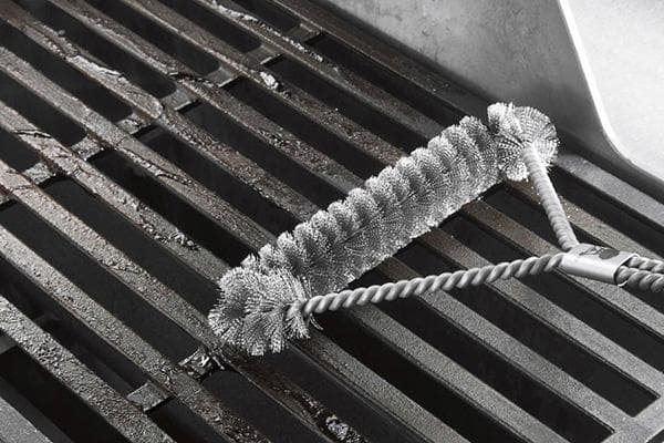 Metallbürste zur Grillreinigung