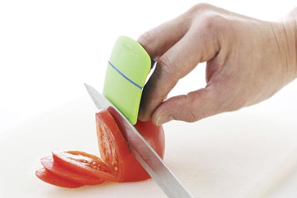 Schutzschild für die Finger beim Hacken