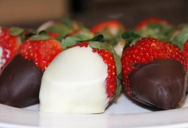Erdbeeren in Schokolade