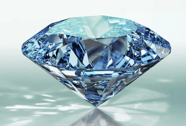 Brillant „Blauer Mond“