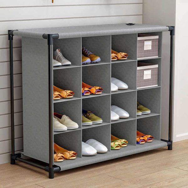 Schuhregale und Aufbewahrung in Sitzbänken