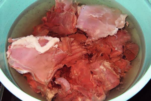 Das Einweichen von Hasenfleisch