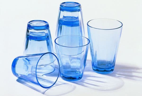 Blaue Gläser