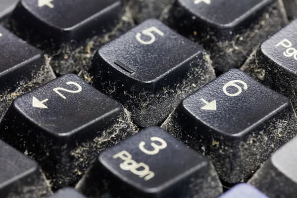 Staubige Tastatur