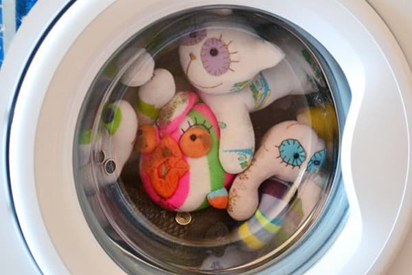 Waschen von Stofftieren aus Elastan