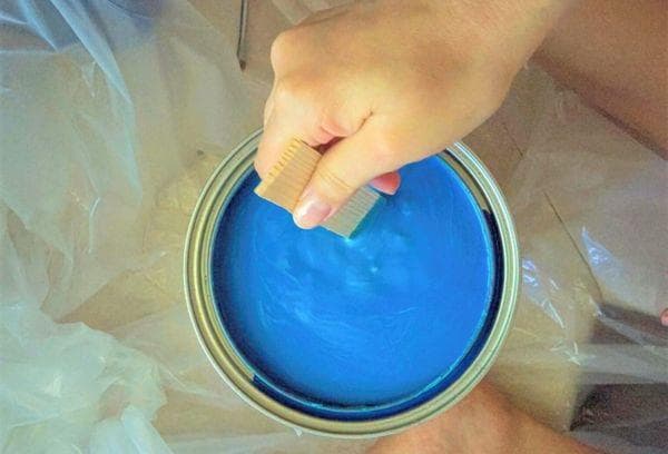 Acrylfarbe blau