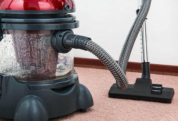 Staubsauger mit Wasserfilter