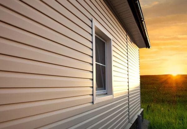 Haus mit Vinylverkleidung
