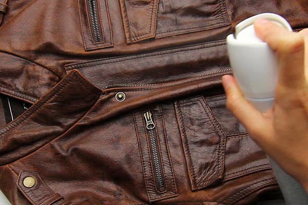 Pflege einer Lederjacke