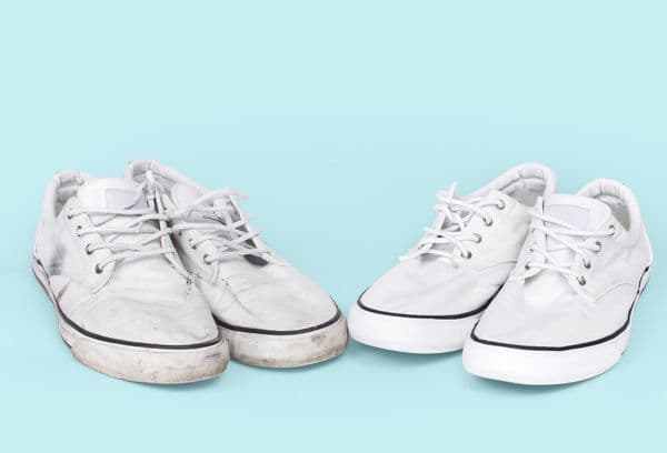 Weiße Turnschuhe